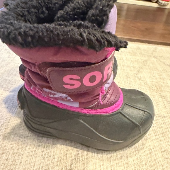 Sorel Kids' Purple and Black Snow Boots - Picture 4 of 5